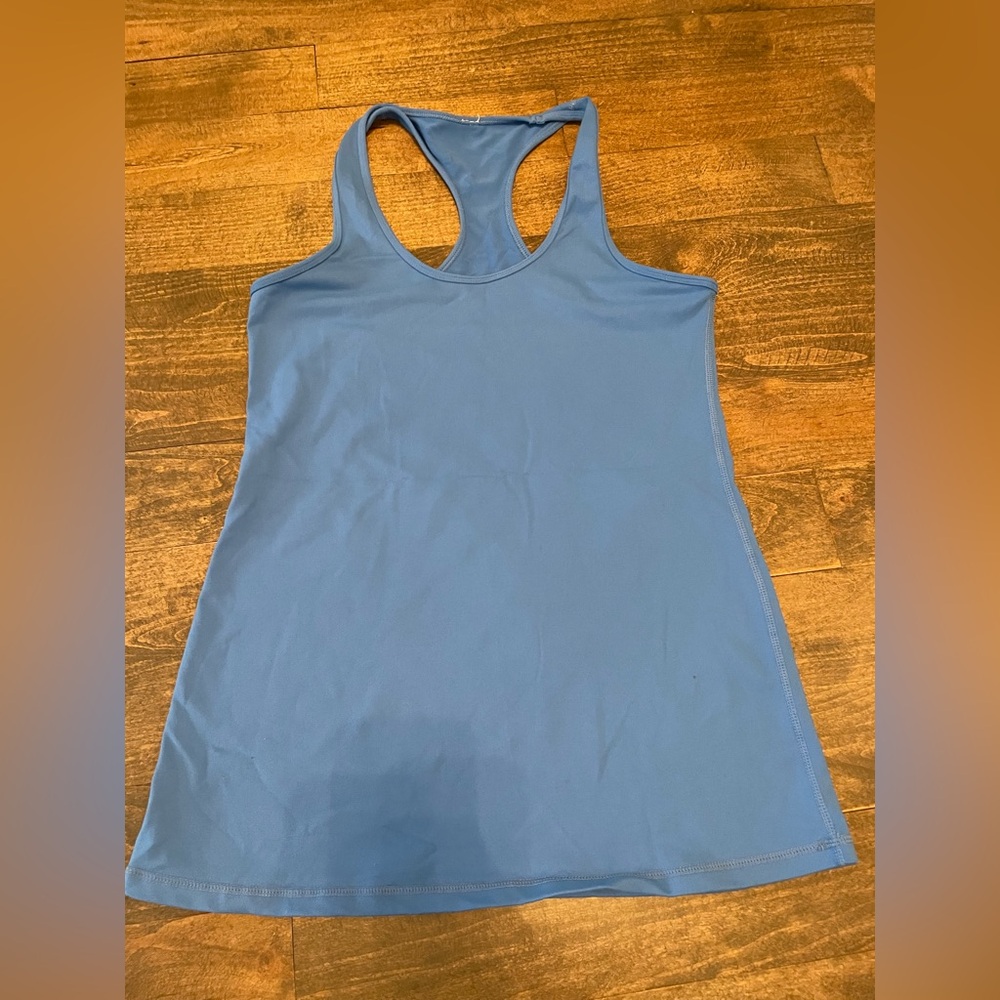 Lululemon Racerback Tank in Blue Est Size 6-8